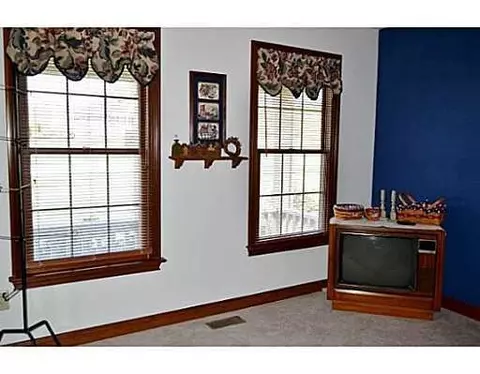 5070 Hearthstone Dr, Springfield, OH 45502 photo 4