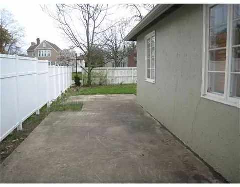 250 Ardmore Rd, Springfield, OH 45504 photo 3
