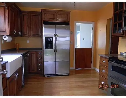 133 N Broadmoor Blvd, Springfield, OH 45504 photo 2
