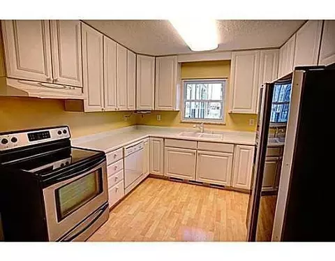 4433 S Tecumseh, Springfield, OH 45502 photo 9