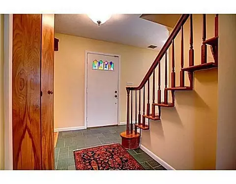 4433 S Tecumseh, Springfield, OH 45502 photo 2