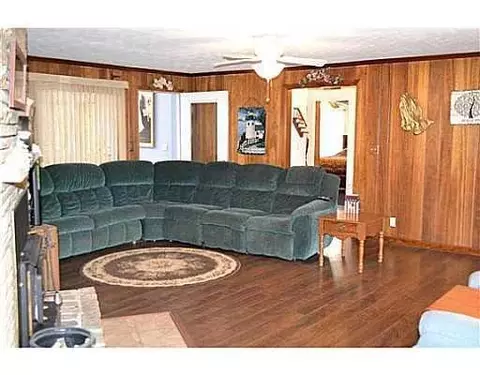 1634 Miracle Mile, Springfield, OH 45503 photo 3