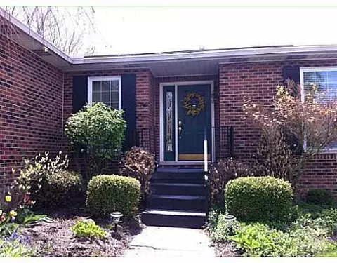 925 Santa Monica, Springfield, OH 45503 photo 3
