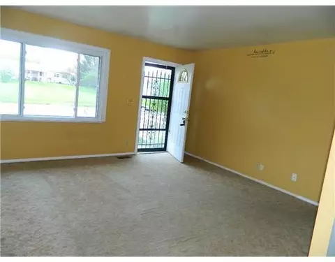 1951 Amanda St, Springfield, OH 45506 photo 4
