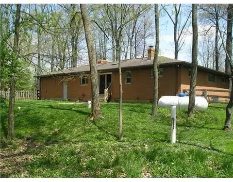 8051 Springfield Jamestown Rd, Springfield, OH 45502 photo 9