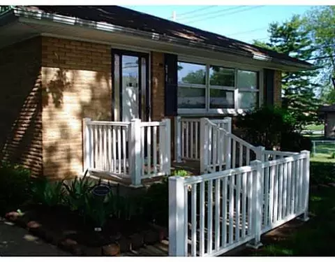 4651 Tulane Rd, Springfield, OH 45503 photo 2