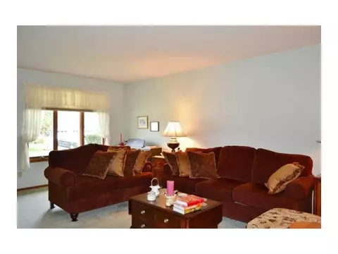 708 Grandview Dr N #..., Springfield, OH 45503 photo 4