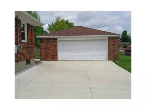 1032 Robin Rd, Springfield, OH 45503 photo 9