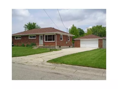 1032 Robin Rd, Springfield, OH 45503 photo 1