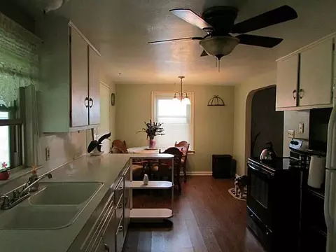 227 W Roseland, Springfield, OH 45503 photo 4