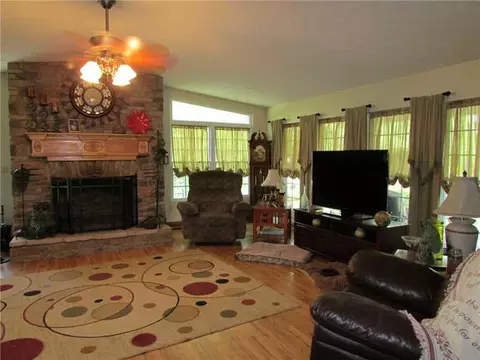 3363 Rocky Pt, Springfield, OH 45502 photo 5