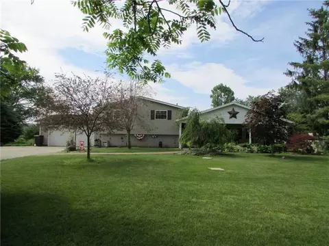 3363 Rocky Pt, Springfield, OH 45502 photo 2