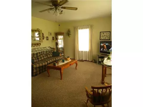 5200 Greenwich, Springfield, OH 45504 photo 2