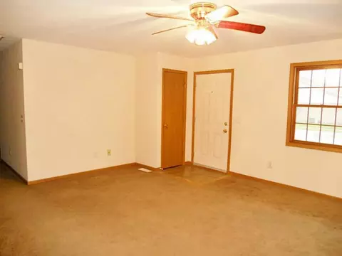 1706 Mockingbird Ln, Celina, OH 45822 photo 2