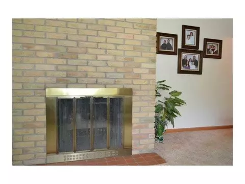 1140 White Oak Dr, Springfield, OH 45504 photo 5