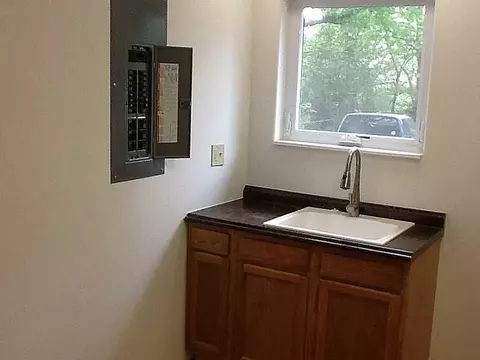 2515 Troy Rd, Springfield, OH 45504 photo 9