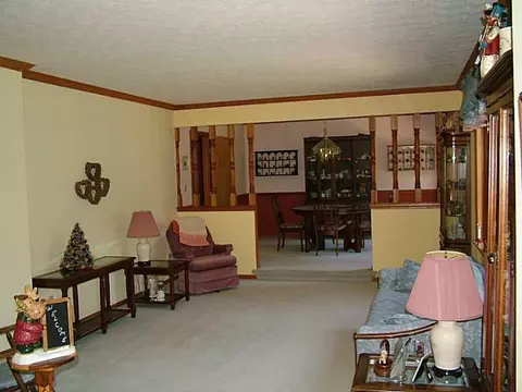 2801 Wildflower Dr, Springfield, OH 45504 photo 6