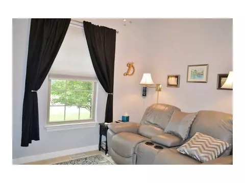 2415 Greystone Ln, Springfield, OH 45503 photo 21