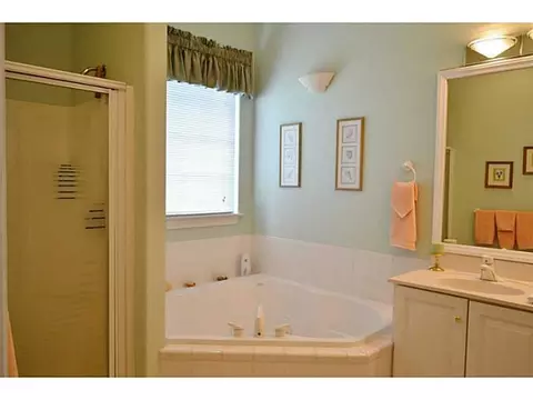 2415 Greystone Ln, Springfield, OH 45503 photo 17