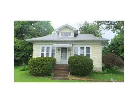 5086 Troy, Springfield, OH 45502 photo 2