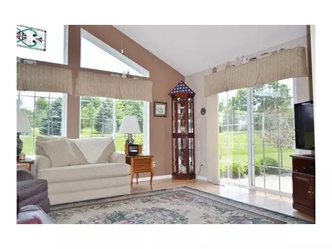 1841 Golfview Dr #..., Springfield, OH 45502 photo 7