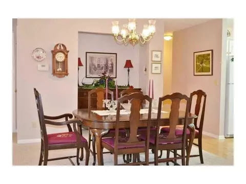 1841 Golfview Dr #..., Springfield, OH 45502 photo 9