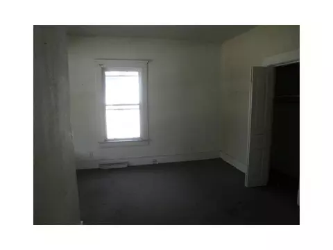 2279 Columbus, Springfield, OH 45503 photo 7