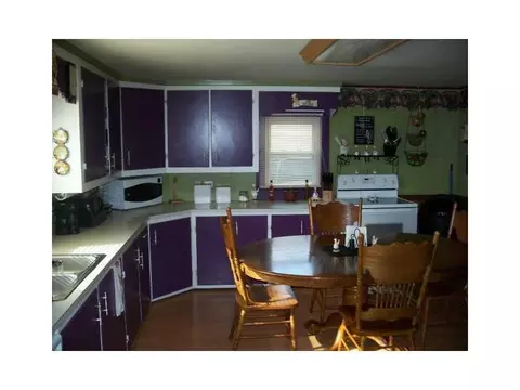 1104 E 9th St, Lima, OH 45804 photo 3