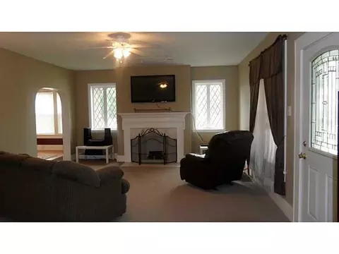 401 E Broadway, Covington, OH 45318 photo 5