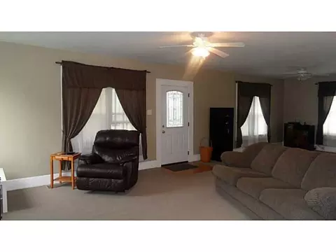 401 E Broadway, Covington, OH 45318 photo 4