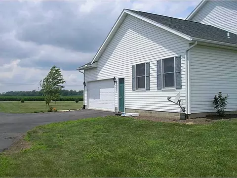 4676 Mills, Springfield, OH 45502 photo 23