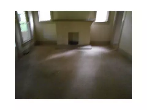 3239 E High, Springfield, OH 45505 photo 2