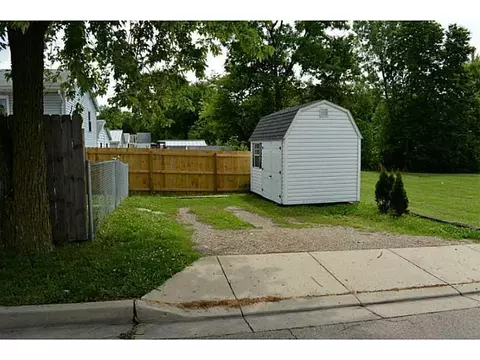 1347 Beverly Ave, Springfield, OH 45504 photo 9