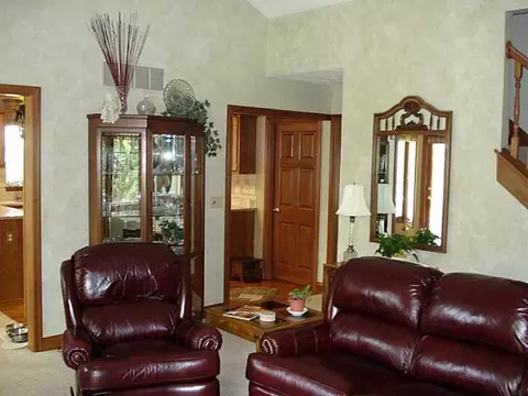3105 Campbell Dr, Springfield, OH 45503 photo 3