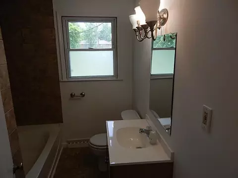 1672 Uplands, Springfield, OH 45506 photo 2