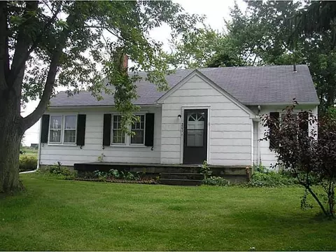 201 Larchmont, Springfield, OH 45503 photo 1