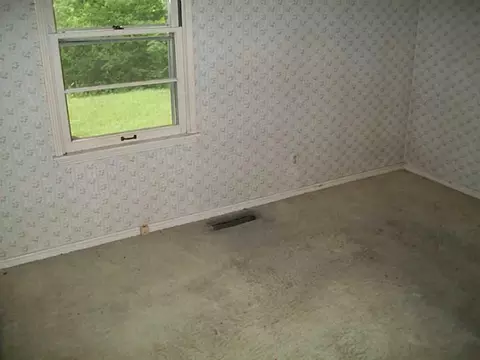 4208 E National, Springfield, OH 45505 photo 7