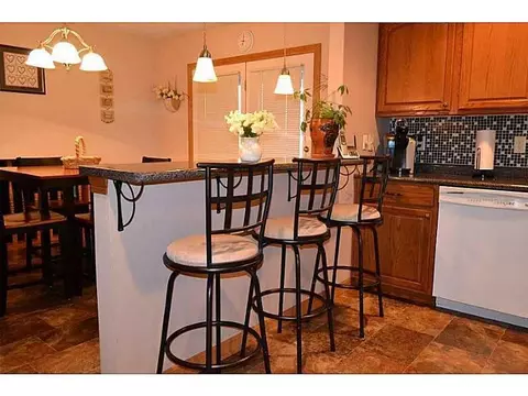 6253 Harvest St, Springfield, OH 45502 photo 7