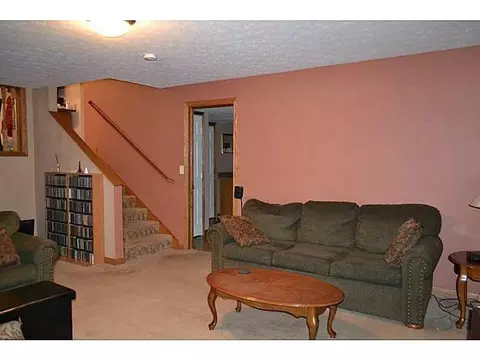 6253 Harvest St, Springfield, OH 45502 photo 10