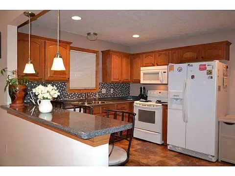 6253 Harvest St, Springfield, OH 45502 photo 8
