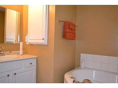 6253 Harvest St, Springfield, OH 45502 photo 14