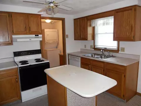 803 E Livingston, Celina, OH 45822 photo 7