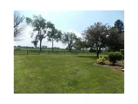 4648 Heron, Springfield, OH 45502 photo 2