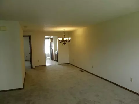 4428 E Ridgewood #.., Springfield, OH 45503 photo 4