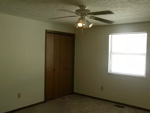 4428 E Ridgewood #.., Springfield, OH 45503 photo 8