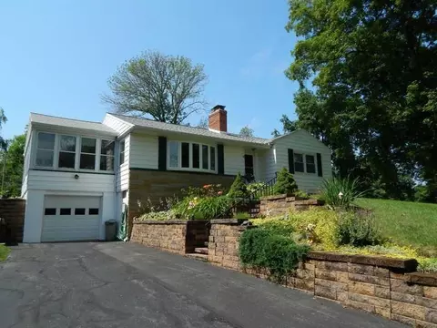 3009 Woods, Springfield, OH 45506 photo 1