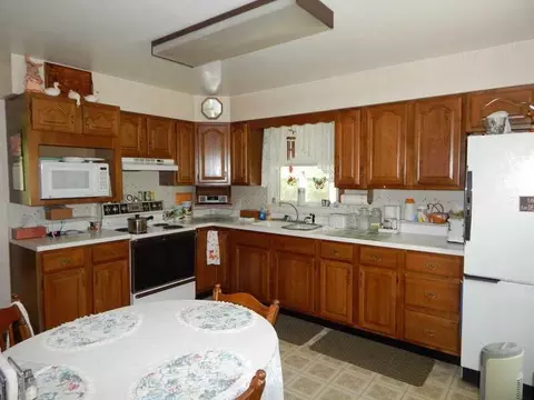 3009 Woods, Springfield, OH 45506 photo 9