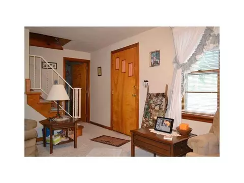 2682 Broadview Dr, Springfield, OH 45505 photo 3
