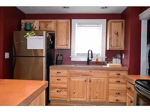 516 E Cassilly St, Springfield, OH 45503 photo 7