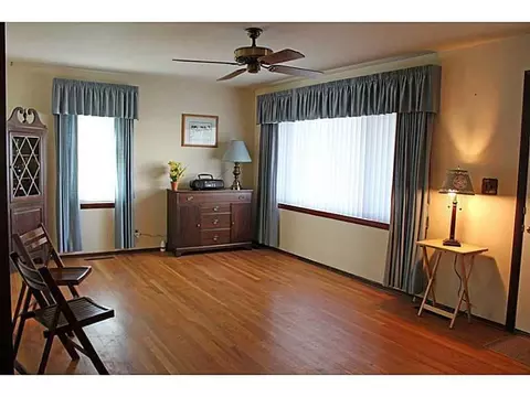 625 Grant St, Springfield, OH 45504 photo 4